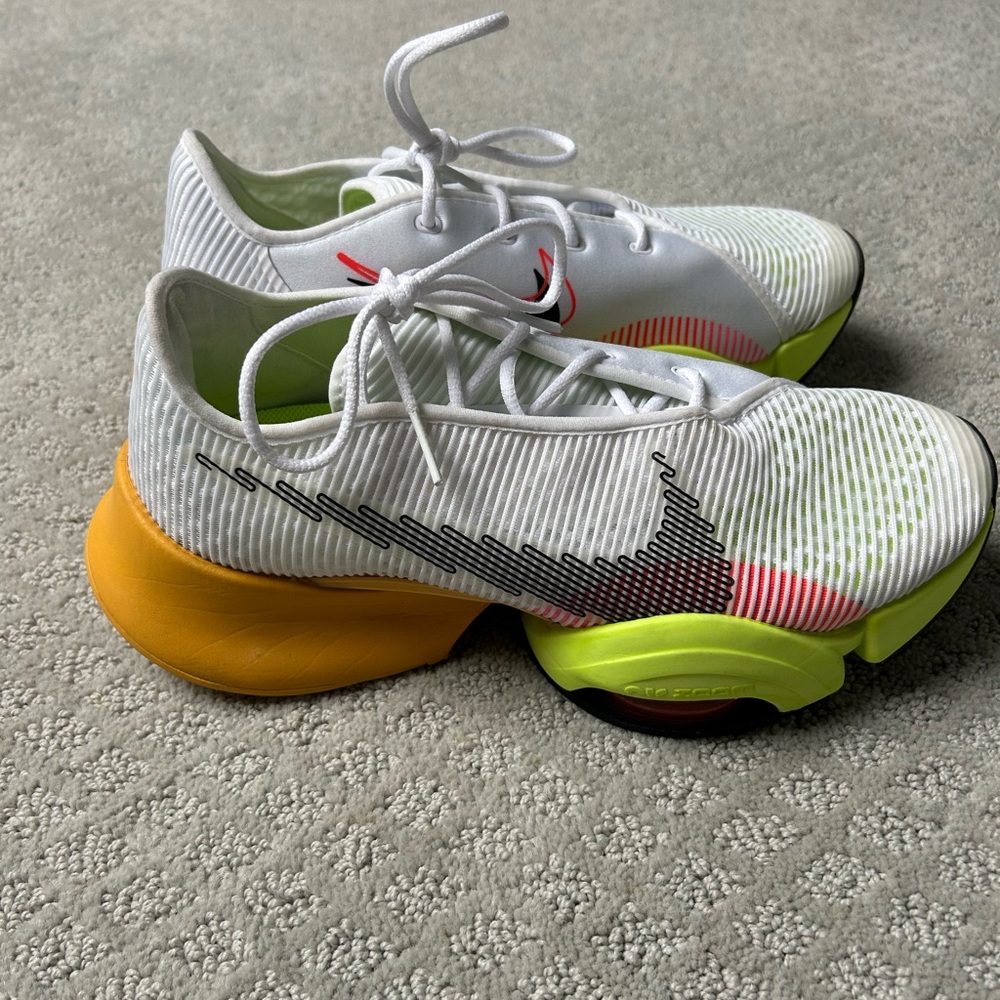 Nike womens  Superrep White and Yellow Athletic Shoes